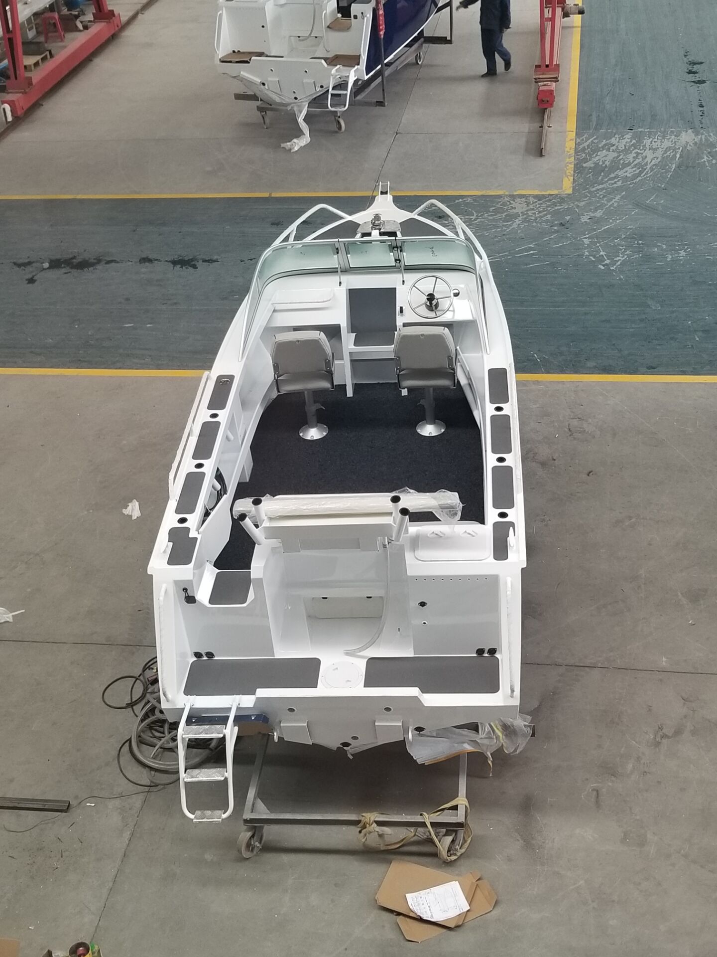 5,5m Aluminium-Fischerboot Vol – Fishing Boat Aluminum Bewertung und Preis
